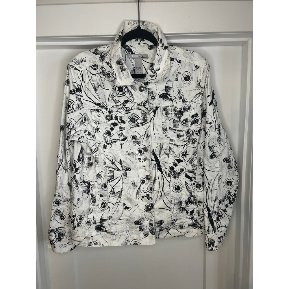 Chicos Platinum White Black Abstract Butterfly Print Denim Jacket Metallic 2